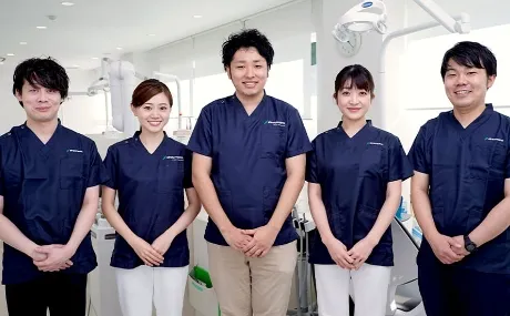 経験豊富なドクターや女性医師も 日本矯正歯科学会認定医が在籍